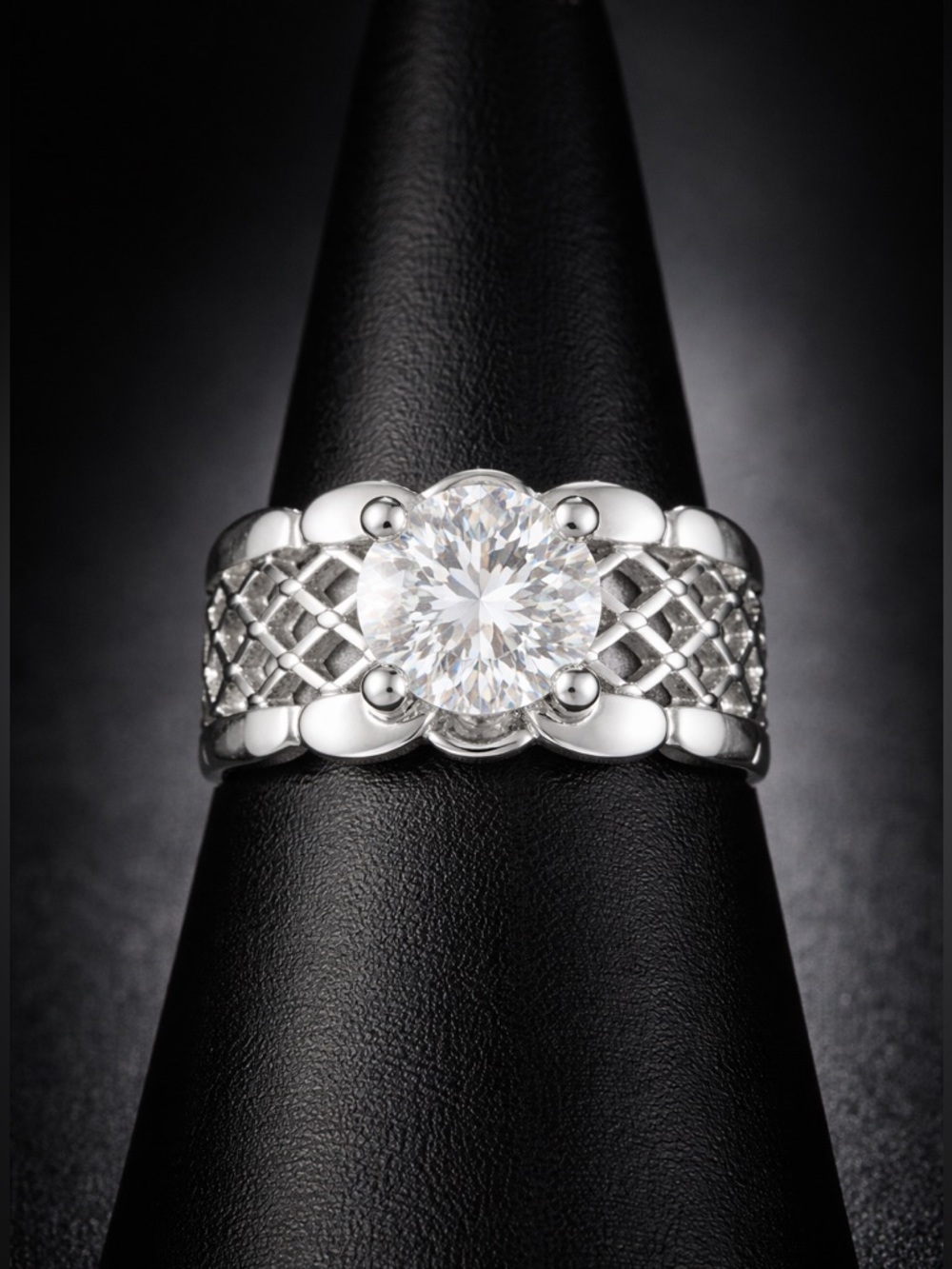 SETA 925 Sterling Silver Basket Weave CZ Ring Size 8